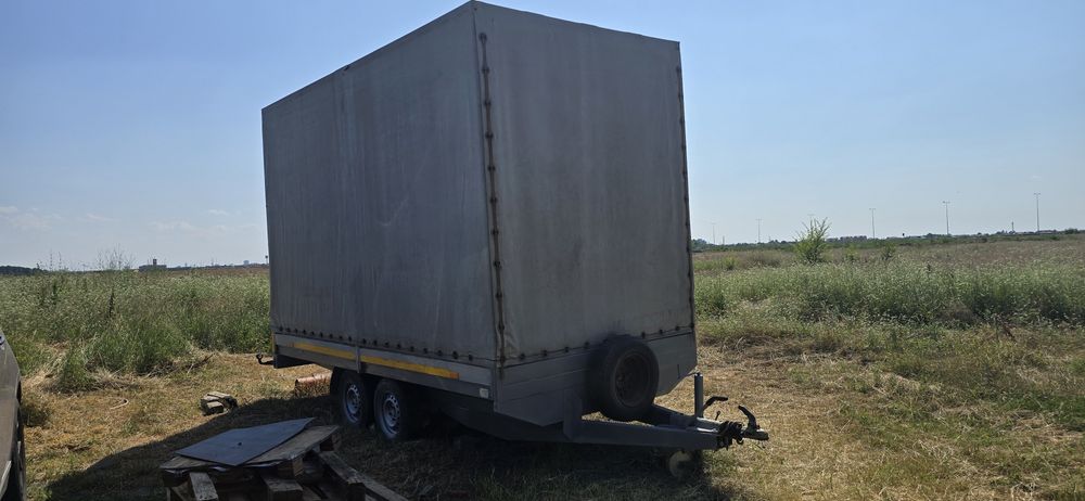 Remorca 2700kg 4Lx2lx2.5H acte val