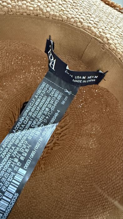 Basic капела на Zara