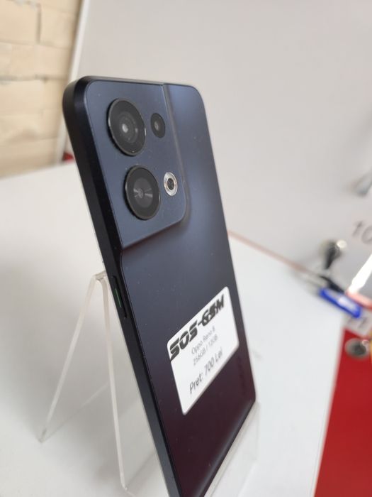 Oppo Reno 8 256GB / 12GB