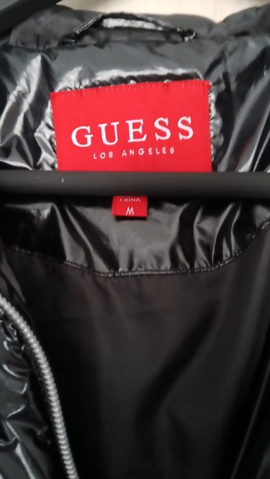 Даски елек GUESS и елек от естествен косъм