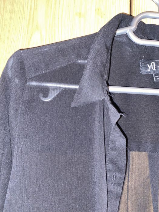 Camasa Lung!, produsele este Reserved