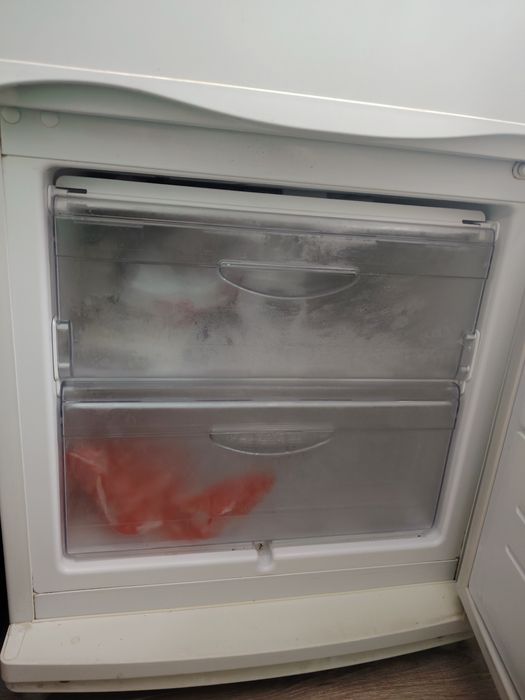 Продам холодильник