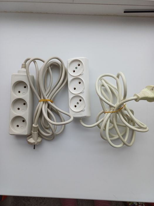 Продам недорого два удлинителя