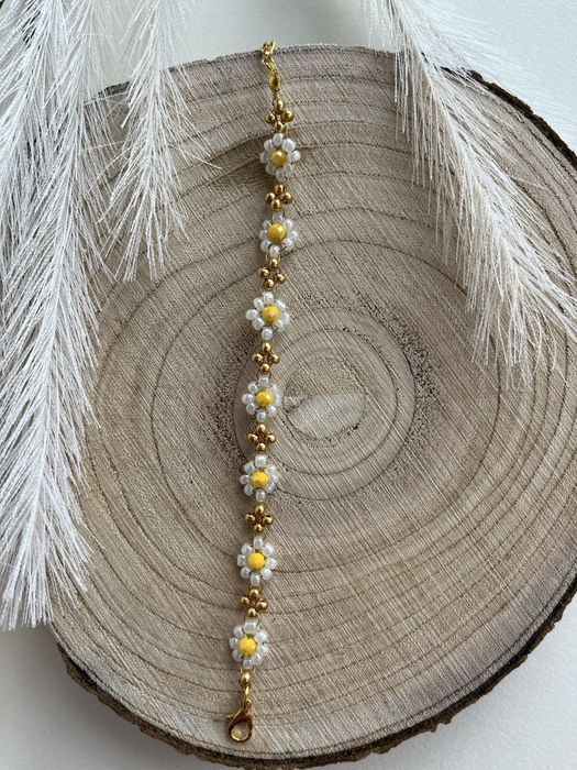 Гривни за 8-ми март