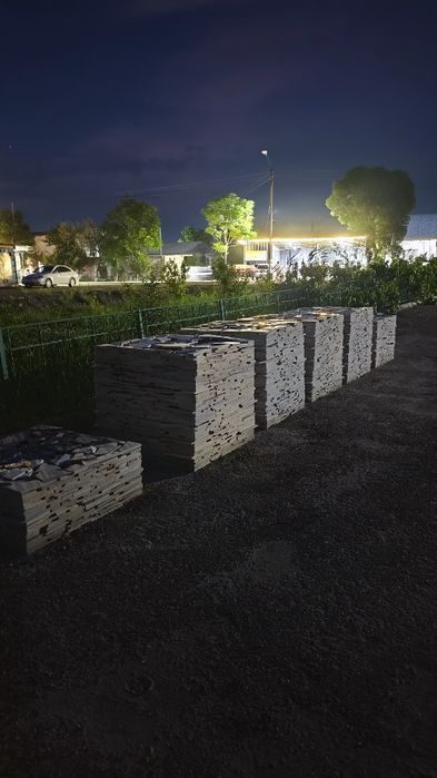 25,000. бречки из мрамора и известняка, с полировкой и без,