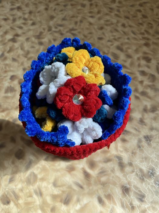 Букет-кукла вязаный подарок