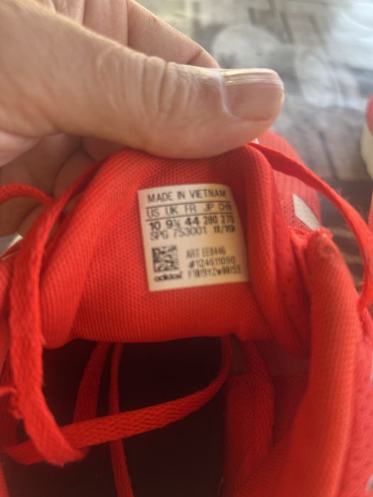 Маратонки Adidas за бягане 44