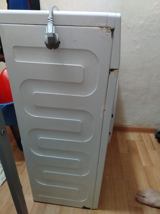 Продам стиральную машину срочно