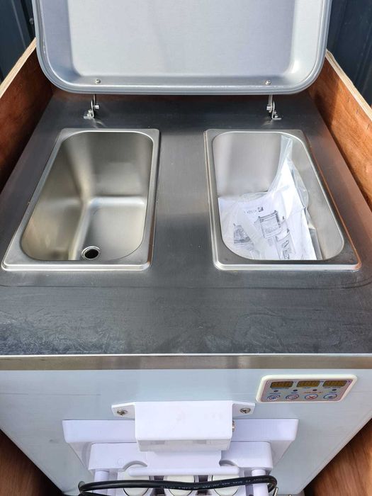 Masina de inghetata ,aparat de inghetata nou cu factura si garantie