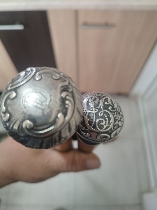 Bastoane cu capul din argint 550€ toate 3
