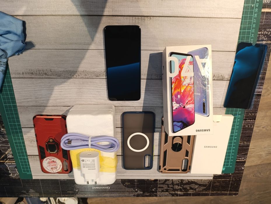 Samsung A 70 като нов