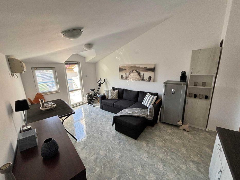 Продава се Тристаен апартамент в Свети Влас - 57 кв.м за 1176 €/кв.м - Снимка #3