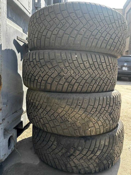 Шины зимнии Continental 215/55R17