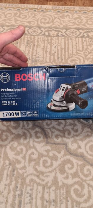 Продам УШМ BOSCH GWS 17-125S.