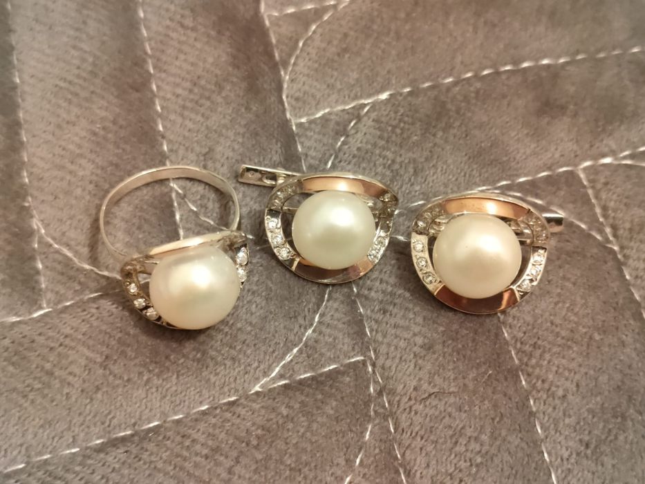 Продам комплект серебро с золотом!