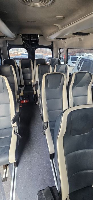 Идеальный транспорт для групповых поездок по Узбекистан Hyundai Solati