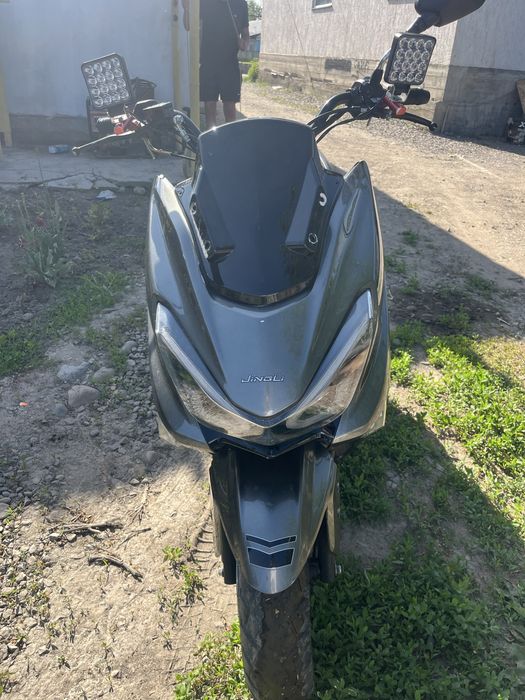 Продается Мопед-скутер