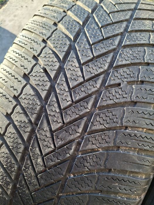 2 Anvelope de iarnă 255 50 r19 Bridgestone