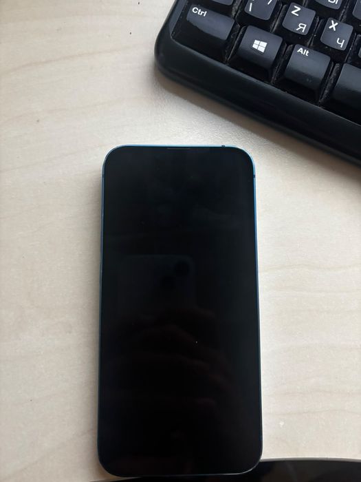 Продается іPhone 13