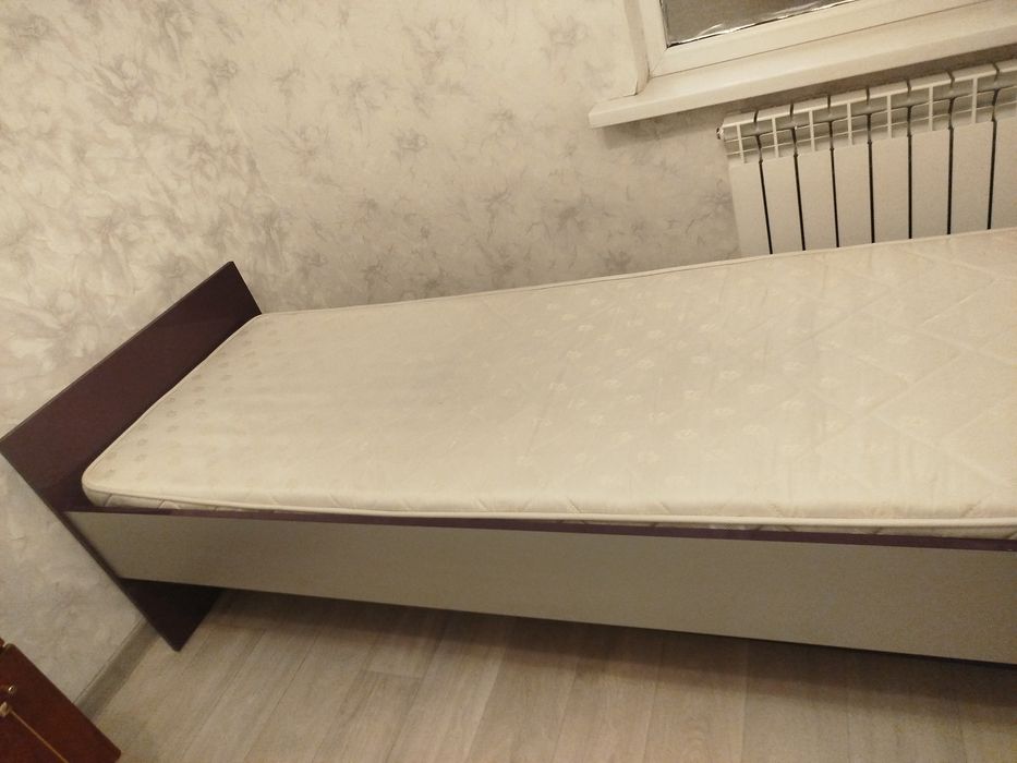 Кравать срочно продаю