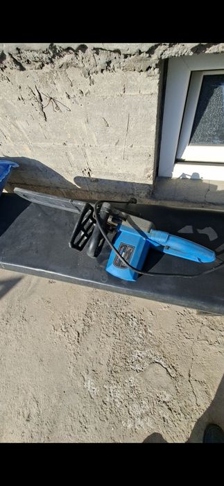 БЕНЗОПИЛА Сотилади кам ишлатилган расми бор