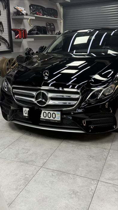 Mercedes benz W213 E200