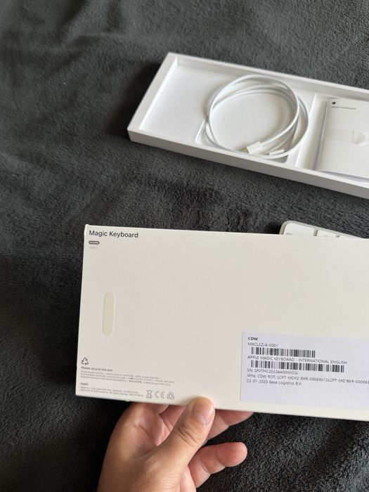 Apple Magic Keyboard 2024 international noua originala nefolosita