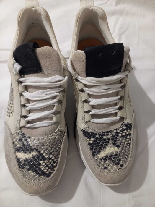 Дамски сникърси естествена кожа