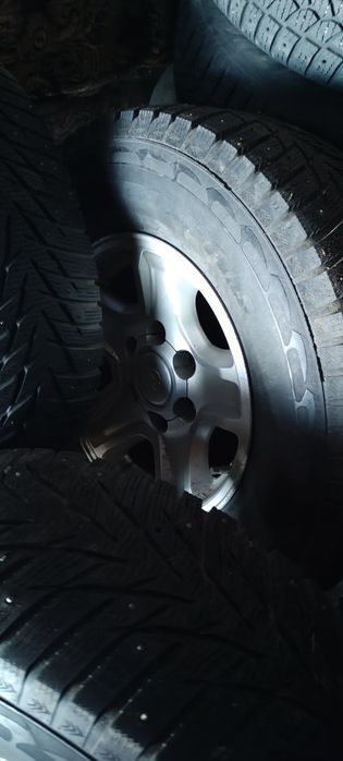 Продам комплект дисков с резиной.