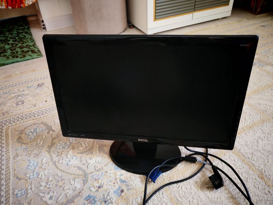 Монитор сатылады жасап тур