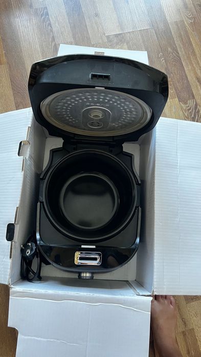 Мультиварка Polaris EVO 0446DS