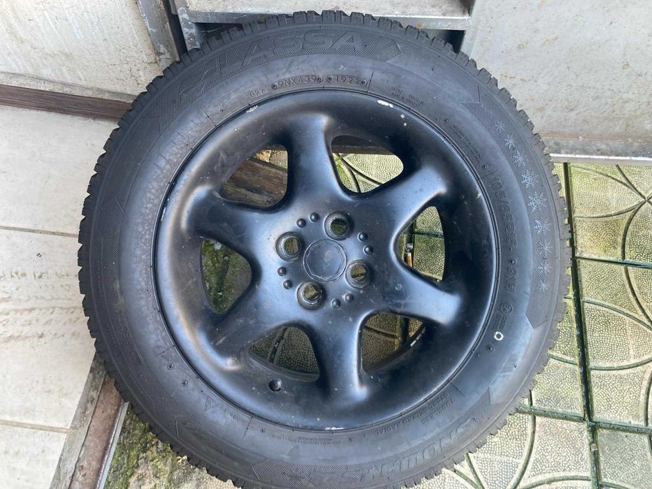 Джанти с гуми 4 бр.