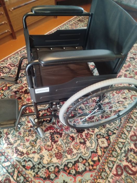 Продам кресло каталку складную новую 45000тг