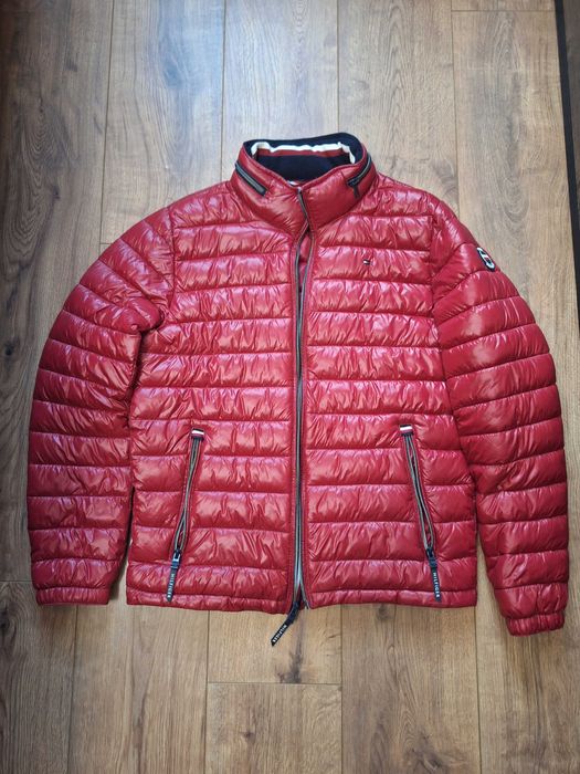 Яке "Tommy HILFIGER"   S