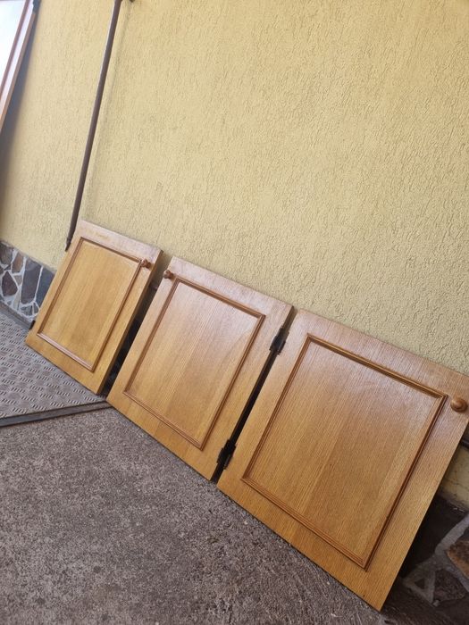 Usi stejar dulap cu balamale 9buc