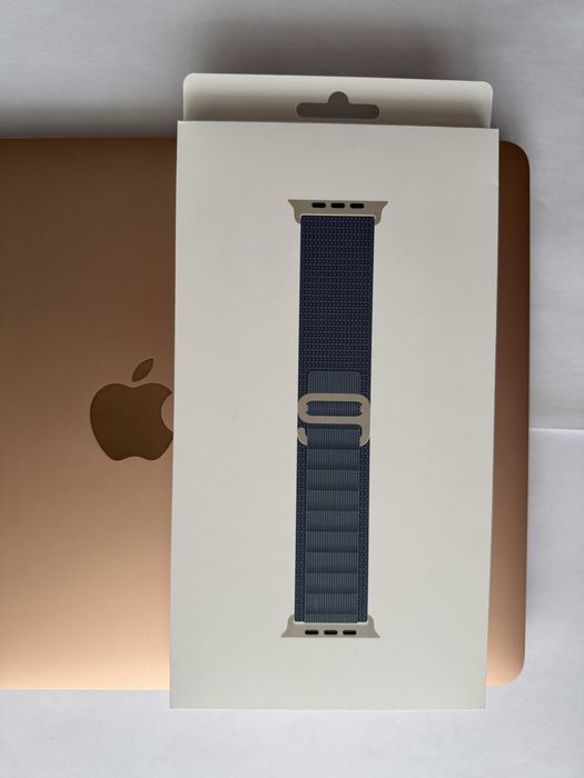 Оригинална каишка за Apple Watch Alpine Loop Зелена,синя