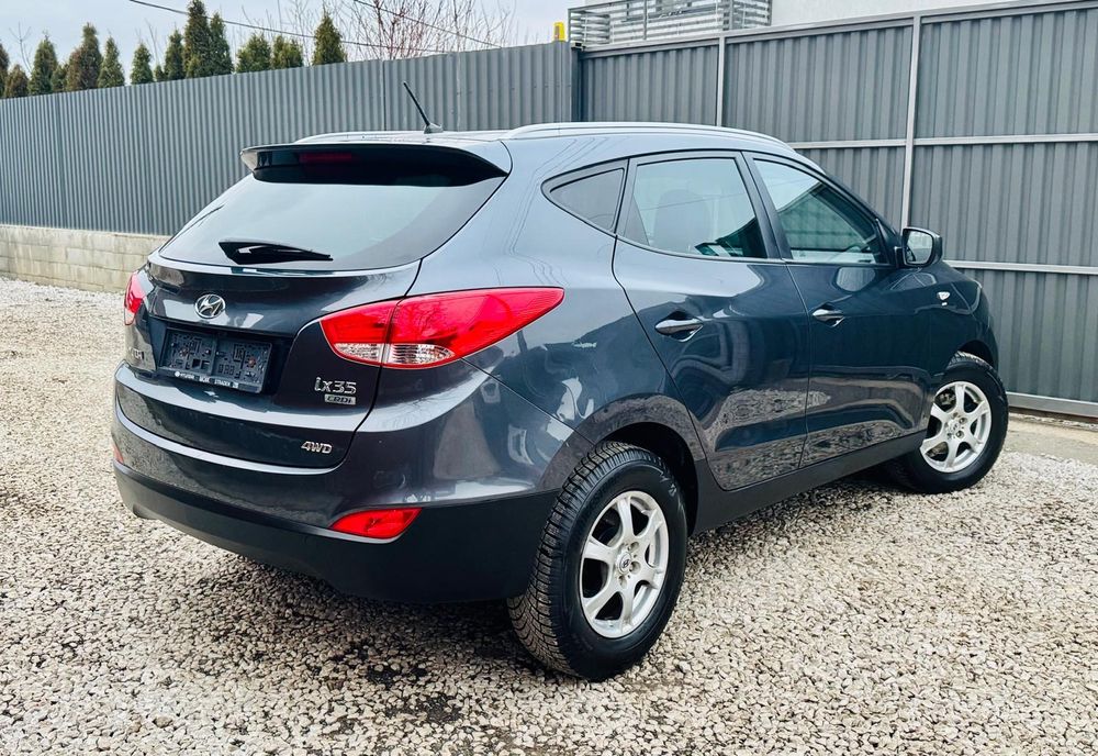Vand Hyundai ix35  4x4