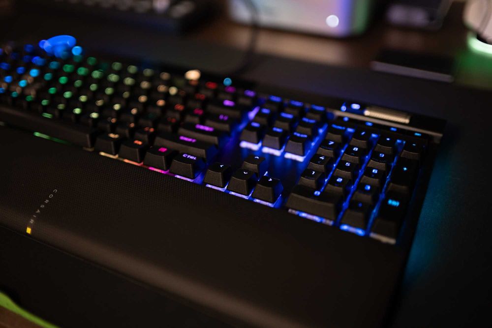 Tastatura Gaming Corsair K100 RGB Optical OPX Switch Mecanica