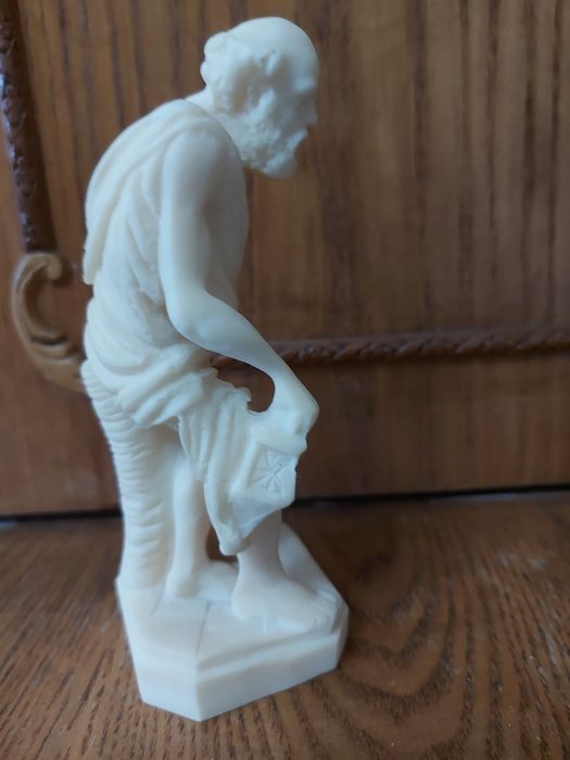 Sculptura greceasca semnata