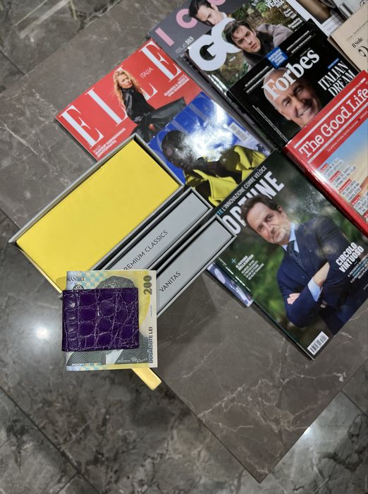 Clip magnetic pentru bani din piele de crocodil – lucrat manual