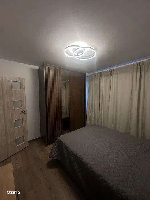 Apartament renovat complet // utilat // vedere panoramica