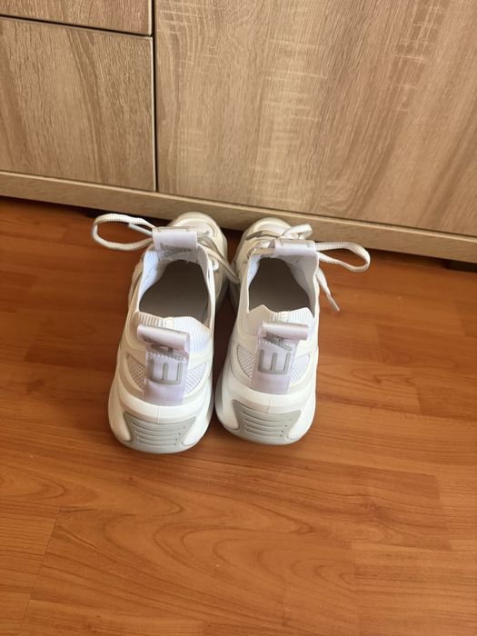 Adidasi Emporio Armani