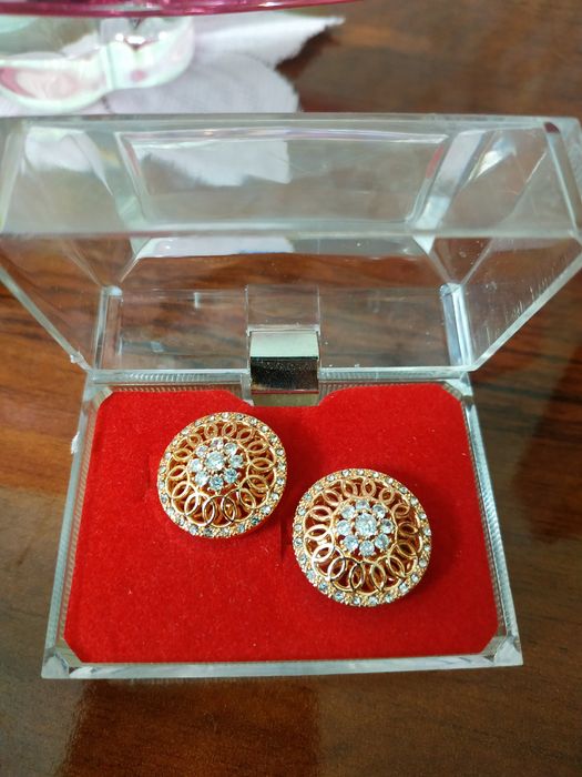 Бижутерия - серьги. Новые