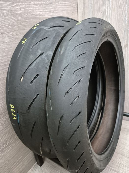 Set anvelope moto 120 70 17 cu 180 55 17 Bridgestone S21 dot 2624
