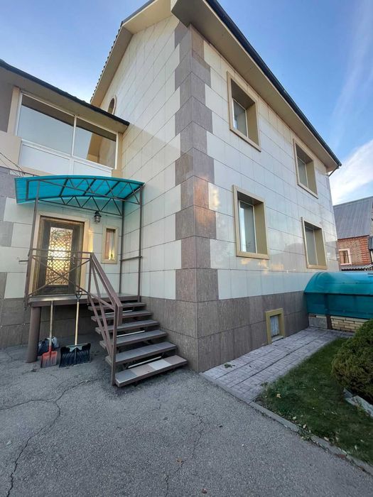 Продам дом 6 й микрорайон