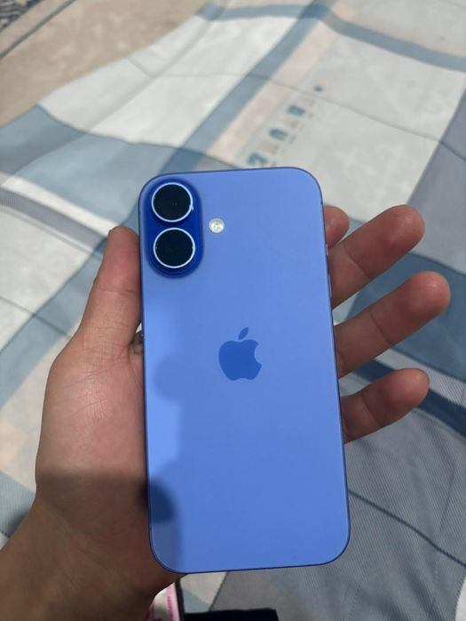 Подам айфон 16