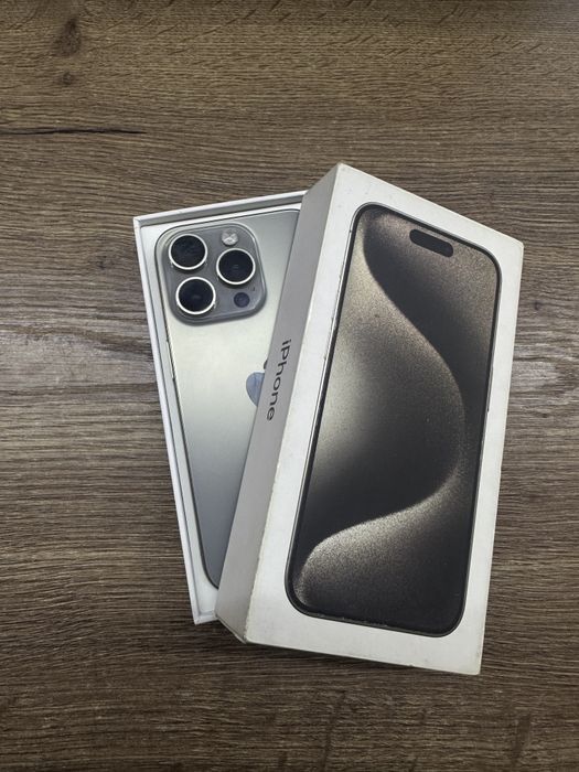 Iphone 15 pro ideal holatda