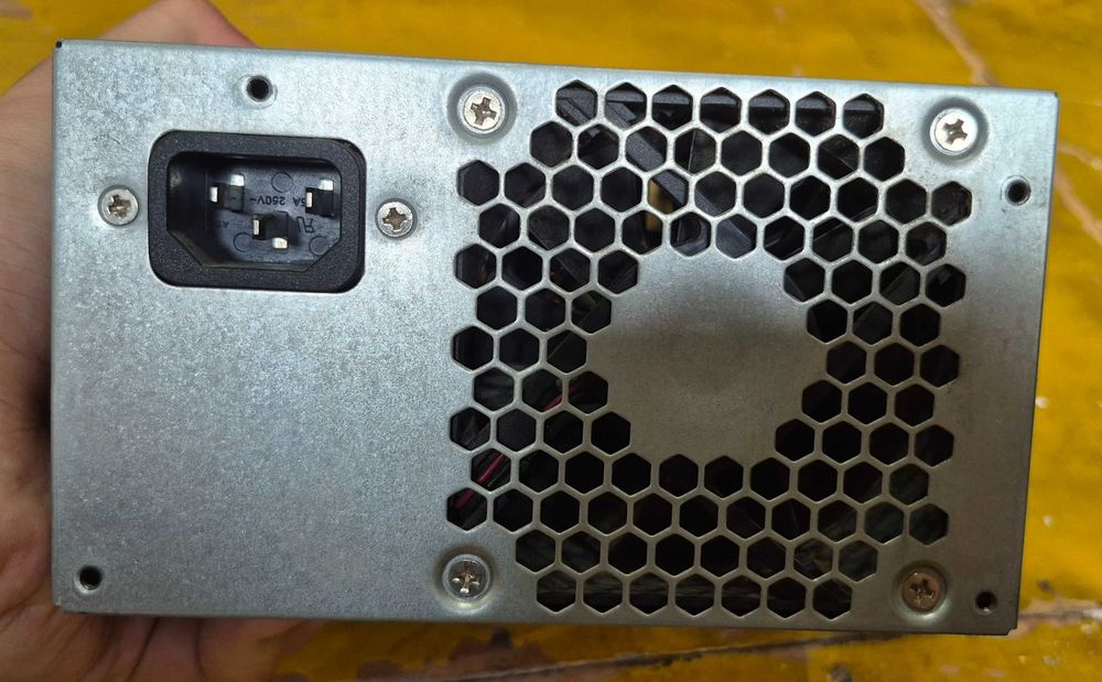 Блок питания Lite-On 200W