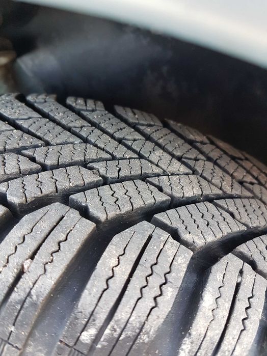 Джанти със зимни гуми Continental 195/65/15 за Peugeot 208