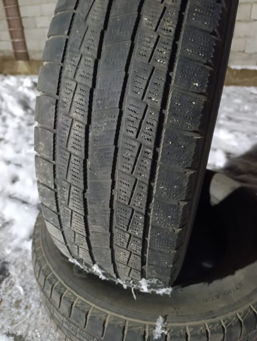 Продам пару 16 резины